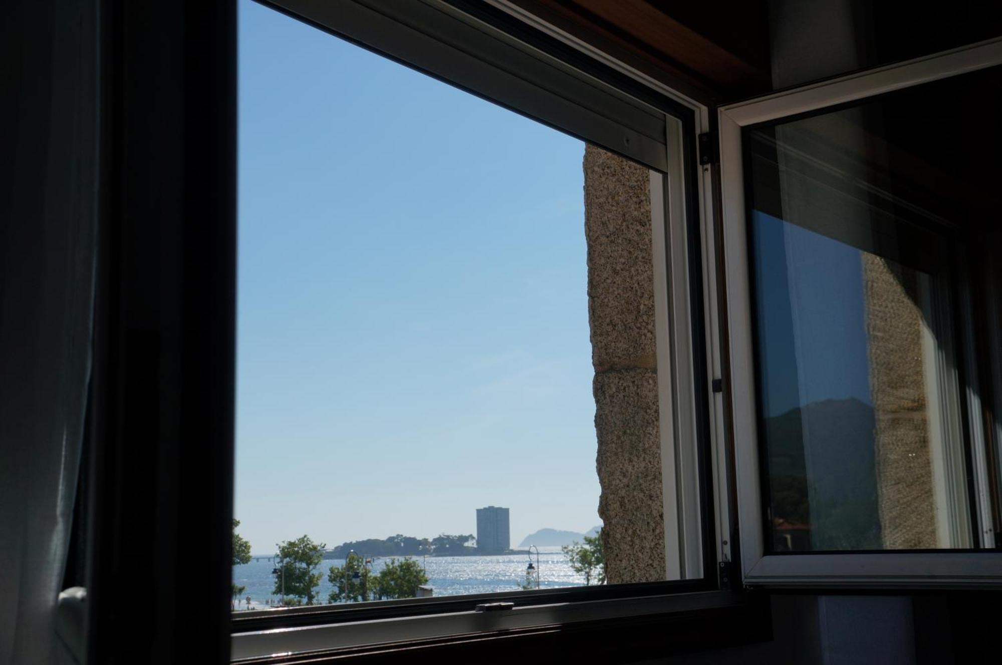 Atico En La Playa De Samil Lejlighed Vigo Eksteriør billede